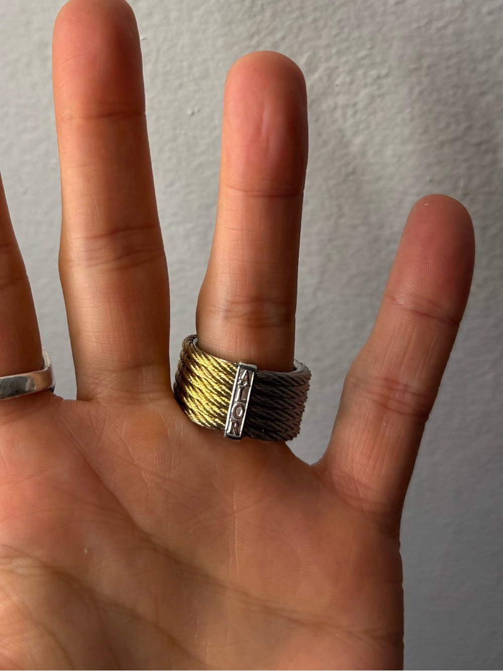 Luxury 18k gold Au 750 stamped Ring